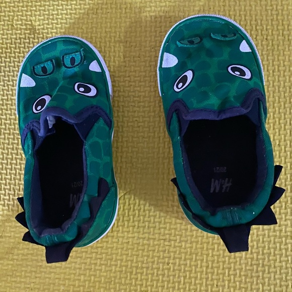 Toddler shoes - Picture 3 of 3